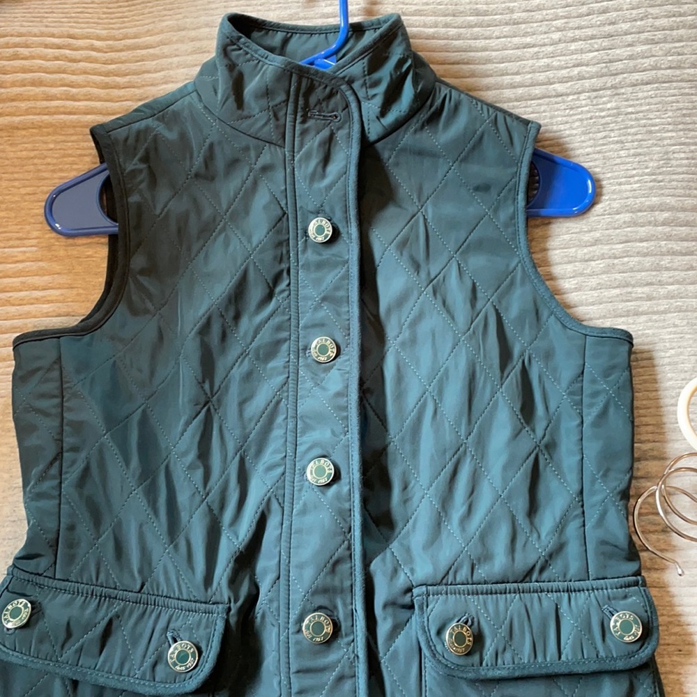 Green Talbots petite small vest. Emerald